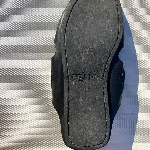 Men’s vintage black PRADA leather sandals - Picture 6 of 9
